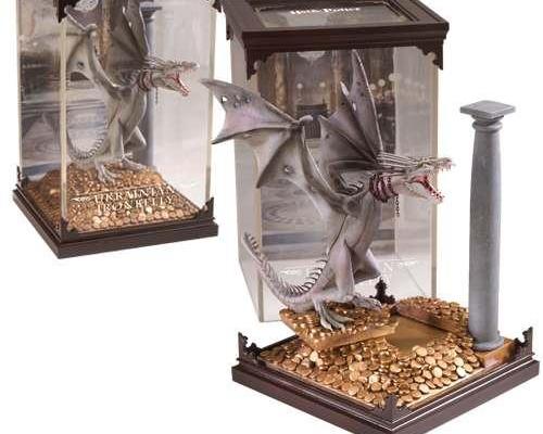 Harry potter creatures magiques noble collection dragon de gringotts jawascave