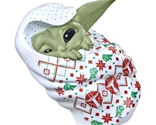 Star wars the bounty collection grogu the child holiday edition blanket pose jawascave